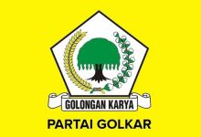 Photo of Golkar Dipersimpangan Jalan.