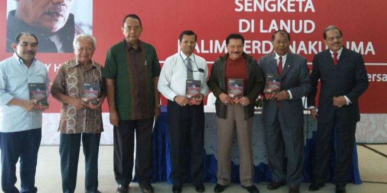 Photo of Purnawirawan Jendral TNI AU Luncurkan Buku Sengketa di Lanud Halim Perdanakusuma