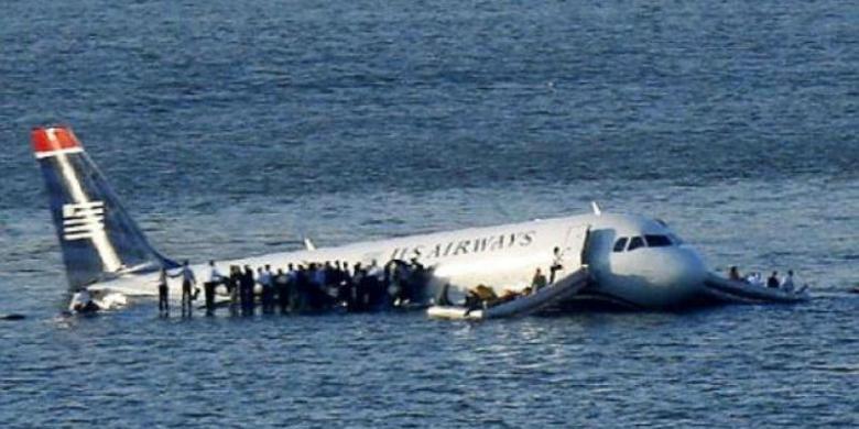 Photo of Sully, Kisah Heroik yang Mengingatkan pada Kepahlawanan Pilot Indonesia