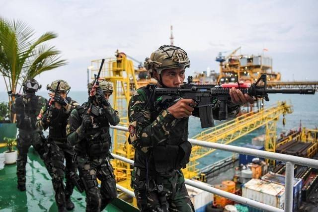 Arah Kebijakan Hankamnas di Bawah Pemerintahan Prabowo: Modernisasi Alutsista, Penguatan TNI, dan Implikasinya terhadap Stabilitas Kawasan